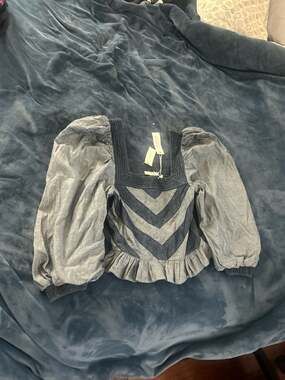 Love the Label Smocked Puff-Sleeve Chevron Denim Blouse